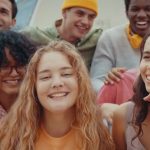 Az egész világra kiterjedő ifjúsági hálózat folytatja a terjeszkedést és a hídépítést